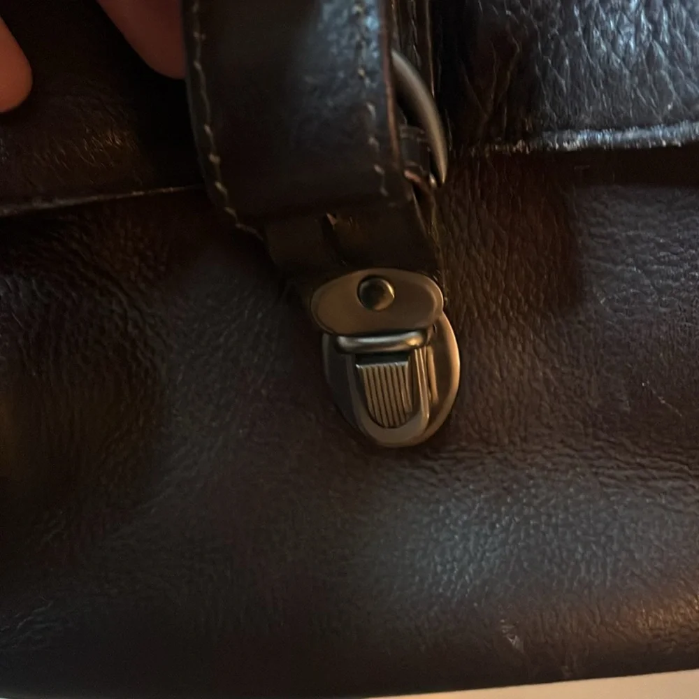 Leather Solo Message 15 inches Laptop storage